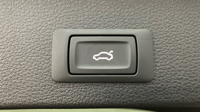 Audi Q2 30 TFSI 116 S Line 5dr Petrol Estate - Image 43